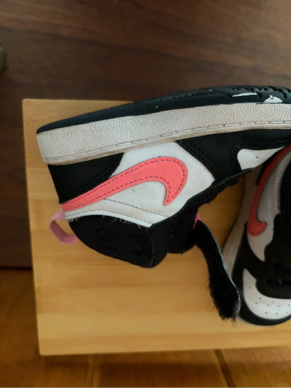 Nike Kids Sz 6C Black White Pink Mid-Top Sneakers. Velcro Straps. Baby Girl.